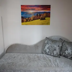 Theo And Irin's , Φλογητά Ελλάδα