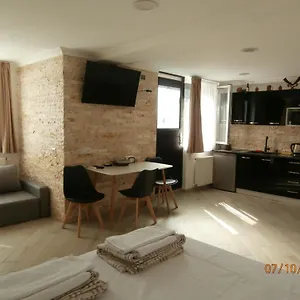 https://vera-city.alltbilisihotels.com