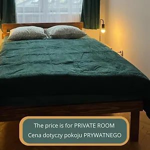 Tom Проживание в семье